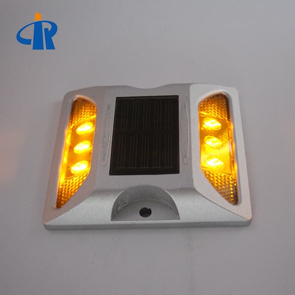 <h3>Solar Reflective Road Stud Synchronous Flashing For City Road</h3>
